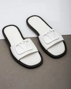 Σανδάλια δερμάτινα με αγκράφα Iris - Λευκό