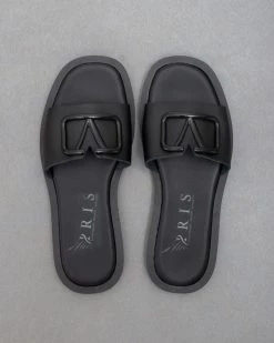 Σανδάλια δερμάτινα με αγκράφα Iris - Μαύρο -The Fashion Project Κατάστημα dermatina isia pedila me malaki sola 93877 rpx1