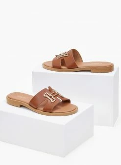 Σανδάλια δερμάτινα με αγκράφα Estil - Ταμπά 4 Σανδάλια δερμάτινα με αγκράφα Estil - Ταμπά -The Fashion Project Κατάστημα dermatina sandalia estil me anoigmata 100785 bwjp