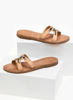 Σανδάλια δερμάτινα με αγκράφα Iris - Φυσικό