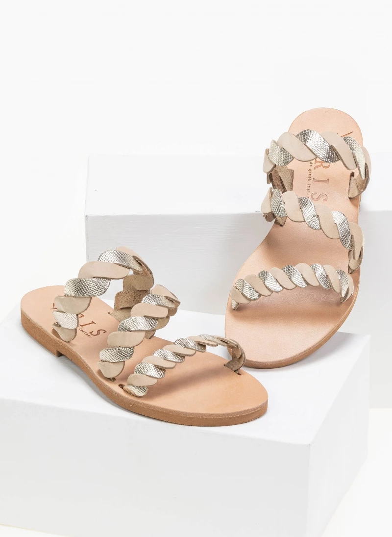 Σανδάλια δερμάτινα με πλεγμένα λουράκια Iris - Ζαχαρί Σανδάλια δερμάτινα με πλεγμένα λουράκια Iris - Ζαχαρί -The Fashion Project Κατάστημα dermatina sandalia me plegmena lourakia 90615 1edy