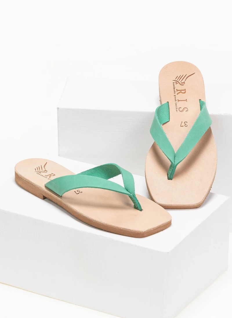 Σανδάλια δερμάτινα με διχάλα Iris - Μέντα Σανδάλια δερμάτινα με διχάλα Iris - Μέντα -The Fashion Project Κατάστημα dermatines kare sagionares 90936 lj28