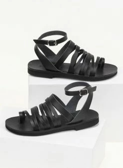 Σανδάλια δερμάτινα με λεπτά λουράκια Estil - Μαύρο 3 Σανδάλια δερμάτινα με λεπτά λουράκια Estil - Μαύρο -The Fashion Project Κατάστημα estil dermatina isia pedila me lepta lourakia 92583 2hiw