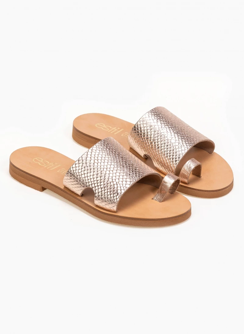 Σανδάλια δερμάτινα με ανάγλυφο pattern estil - Χαλκός Σανδάλια δερμάτινα με ανάγλυφο Pattern Estil - Χαλκός -The Fashion Project Κατάστημα estil dermatina sandalia me anaglufo snakeprint 91316 1h5a