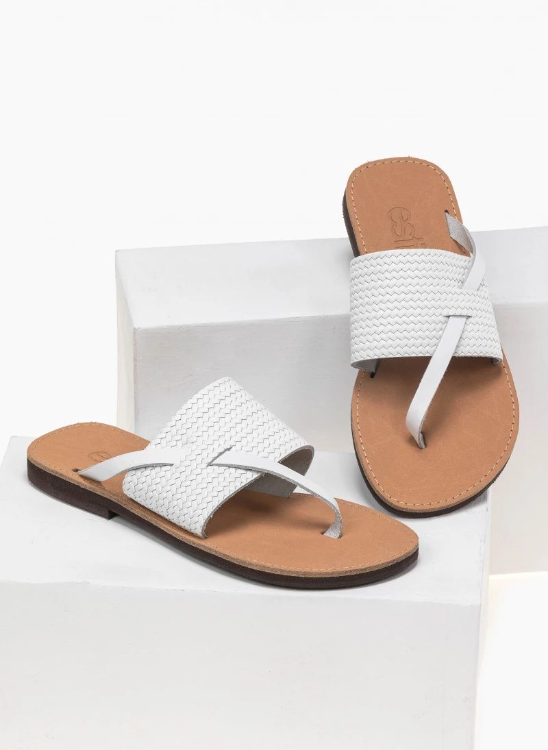 Σανδάλια δερμάτινα με ανάγλυφο pattern estil - Λευκό Σανδάλια δερμάτινα με ανάγλυφο Pattern Estil - Λευκό -The Fashion Project Κατάστημα estil dermatina sandalia me anaglufo sxedio psatha 91765 ylmb