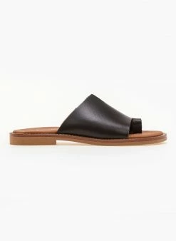 Σανδάλια δερμάτινα με άνισο τελείωμα Estil - Καφέ -The Fashion Project Κατάστημα estil dermatina sandalia me aniso teleiwma 90234 g9wg