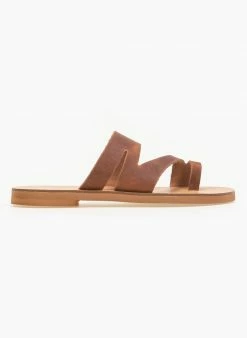 Σανδάλια δερμάτινα με άνοιγμα στο πλάι Estil - Ταμπά -The Fashion Project Κατάστημα estil dermatina sandalia me anoigma sto plai 91435 in1p