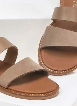 Σανδάλια δερμάτινα με ασύμμετρες φάσες Estil - Μπεζ -The Fashion Project Κατάστημα estil dermatina sandalia me asummetres fases 91879 e3yz