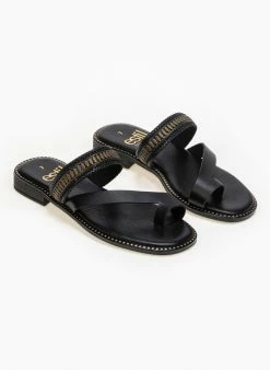 Σανδάλια δερμάτινα με μεταλλικά στοιχεία Estil - Μαύρο