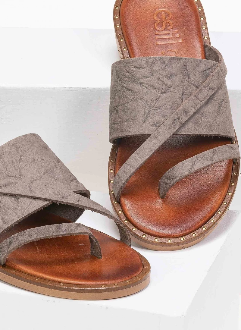 Σανδάλια δερμάτινα με φάσα και λουράκια estil - Τάουπε Σανδάλια δερμάτινα με φάσα και λουράκια Estil - Τάουπε -The Fashion Project Κατάστημα estil dermatina sandalia me fasa kai lourakia 91201 e6nm