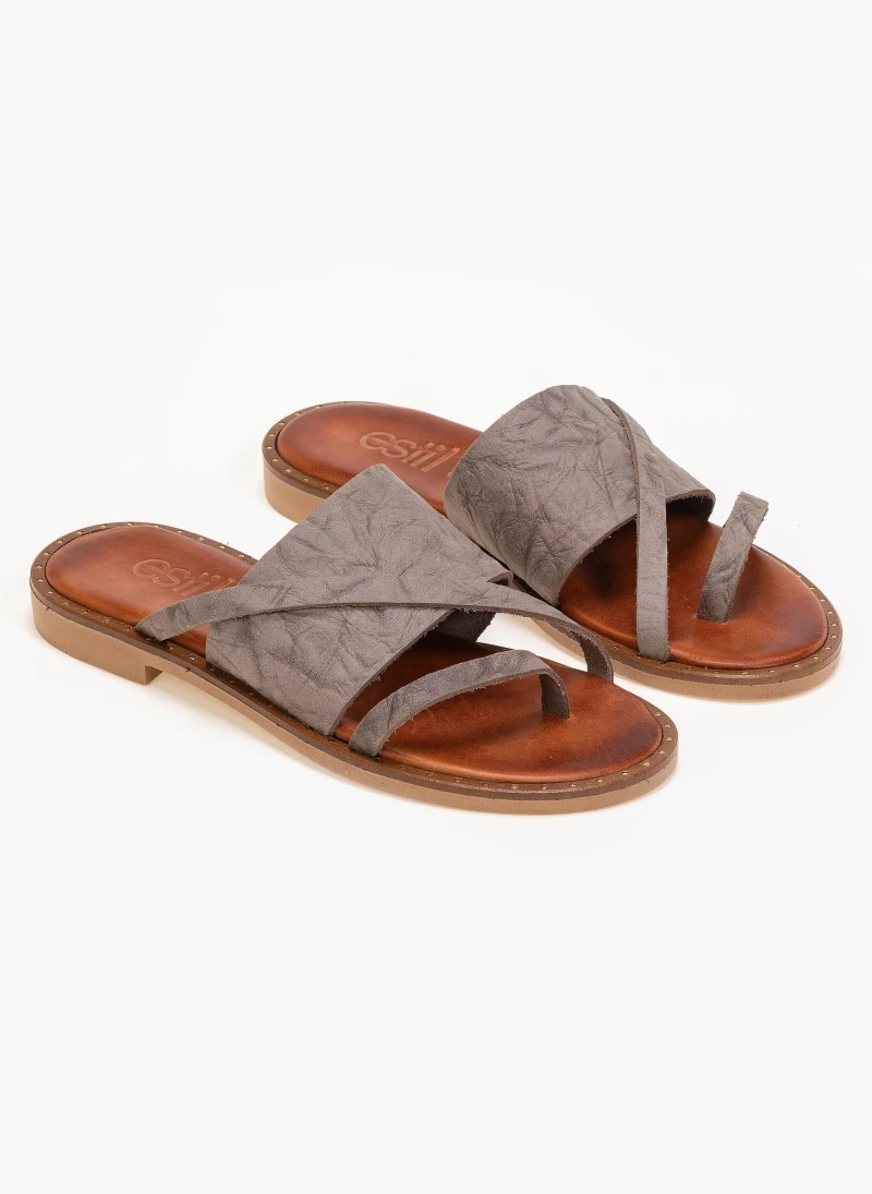 Σανδάλια δερμάτινα με φάσα και λουράκια estil - Τάουπε Σανδάλια δερμάτινα με φάσα και λουράκια Estil - Τάουπε -The Fashion Project Κατάστημα estil dermatina sandalia me fasa kai lourakia 91201 eyd5