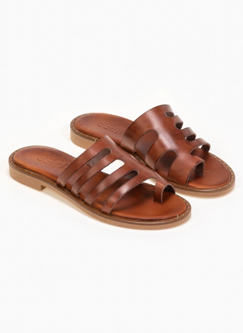 Σανδάλια δερμάτινα με κοψίματα στη φάσα estil - Ταμπά Σανδάλια δερμάτινα με κοψίματα στη φάσα Estil - Ταμπά -The Fashion Project Κατάστημα estil dermatina sandalia me kopsimata sti fasa 91405 2u7k