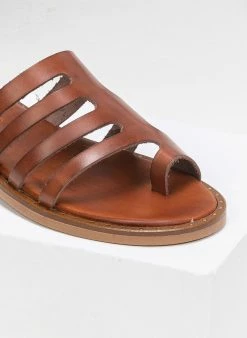 Σανδάλια δερμάτινα με κοψίματα στη φάσα Estil - Ταμπά 4 Σανδάλια δερμάτινα με κοψίματα στη φάσα Estil - Ταμπά -The Fashion Project Κατάστημα estil dermatina sandalia me kopsimata sti fasa 91405 tm1b