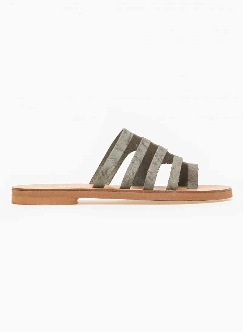 Σανδάλια δερμάτινα με λουράκια estil - Λαδί Σανδάλια δερμάτινα με λουράκια Estil - Λαδί -The Fashion Project Κατάστημα estil dermatina sandalia me lepta lourakia 91227 pl48