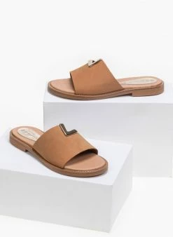 Σανδάλια δερμάτινα με μέταλλο Estil - Κάμελ