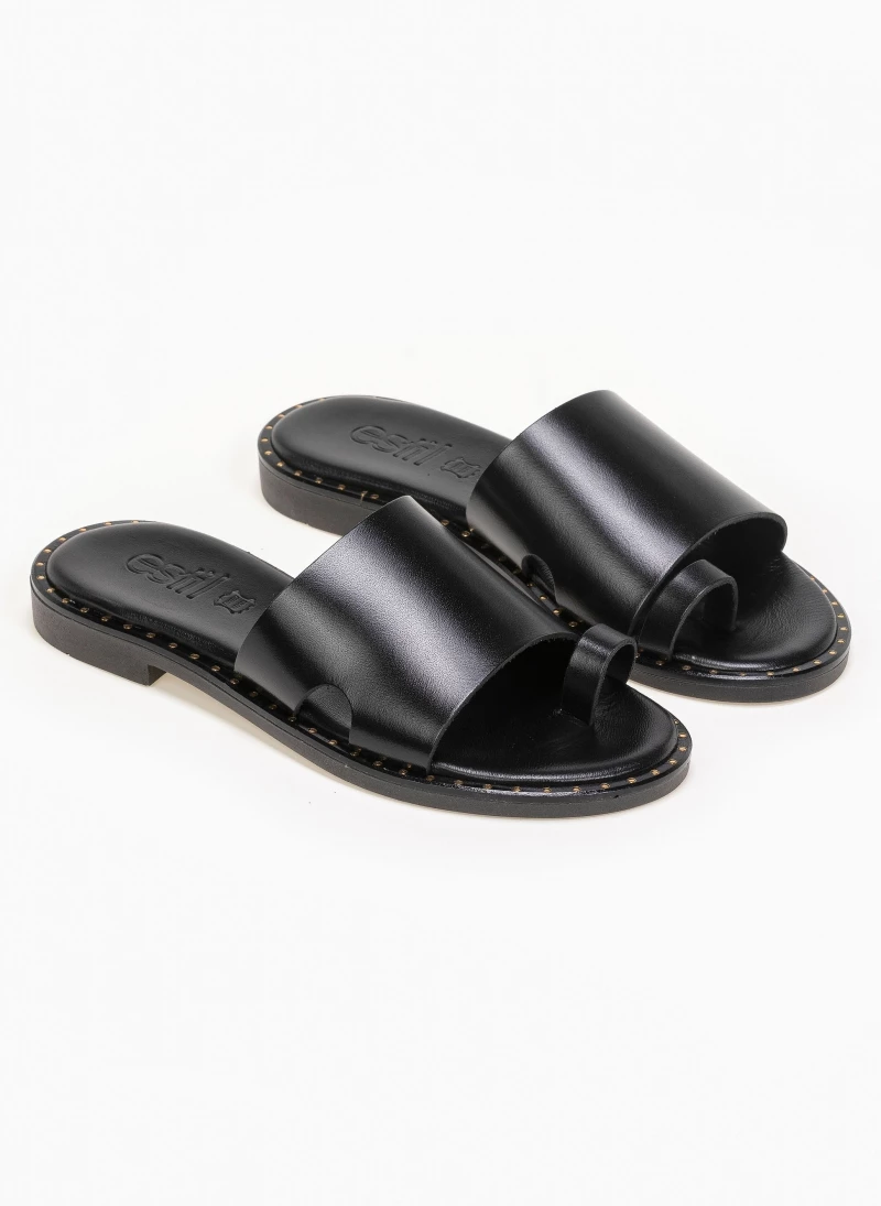 Σανδάλια δερμάτινα με μικρά ανοίγματα estil - Μαύρο Σανδάλια δερμάτινα με μικρά ανοίγματα Estil - Μαύρο -The Fashion Project Κατάστημα estil dermatina sandalia me mikra anoigmata 91181 773k