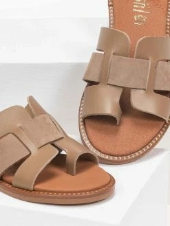 Σανδάλια δερμάτινα με περαστή φάσα Estil - Μπεζ -The Fashion Project Κατάστημα estil dermatina sandalia me perasti fasa kai anoig 92339 gtiy