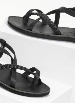 The Fashion Project Σανδάλια δερμάτινα με κοτσιδάκι Estil - Μαύρο -The Fashion Project Κατάστημα estil flat dermatina pedila me kotsidaki 93326 icfi