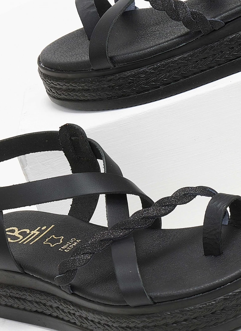 Flatforms δερμάτινα με glitter estil - Μαύρο Flatforms δερμάτινα με Glitter Estil - Μαύρο -The Fashion Project Κατάστημα flatforms dermatina me glitter estil 110511 ktwg