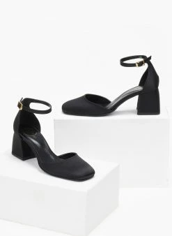 Γόβες καρέ σατέν με μπαρέτα Tfp - Μαύρο 6 Γόβες καρέ σατέν με μπαρέτα Tfp - Μαύρο -The Fashion Project Κατάστημα goves kare saten me mpareta tfp 108797 irm7