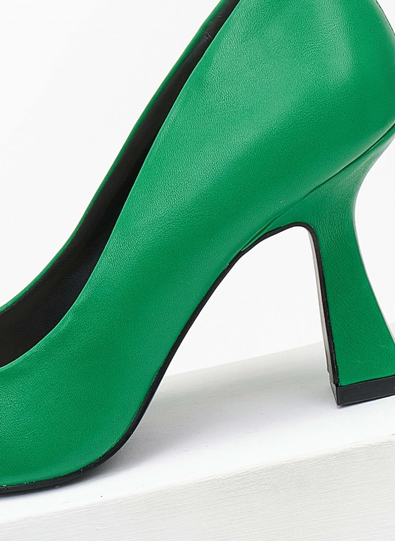 Γόβες μυτερές με ιδιαίτερο τακούνι - Πράσινο The Fashion Project Γόβες μυτερές με ιδιαίτερο τακούνι - Πράσινο -The Fashion Project Κατάστημα goves muteres me idiaitero takouni 110682 dpks