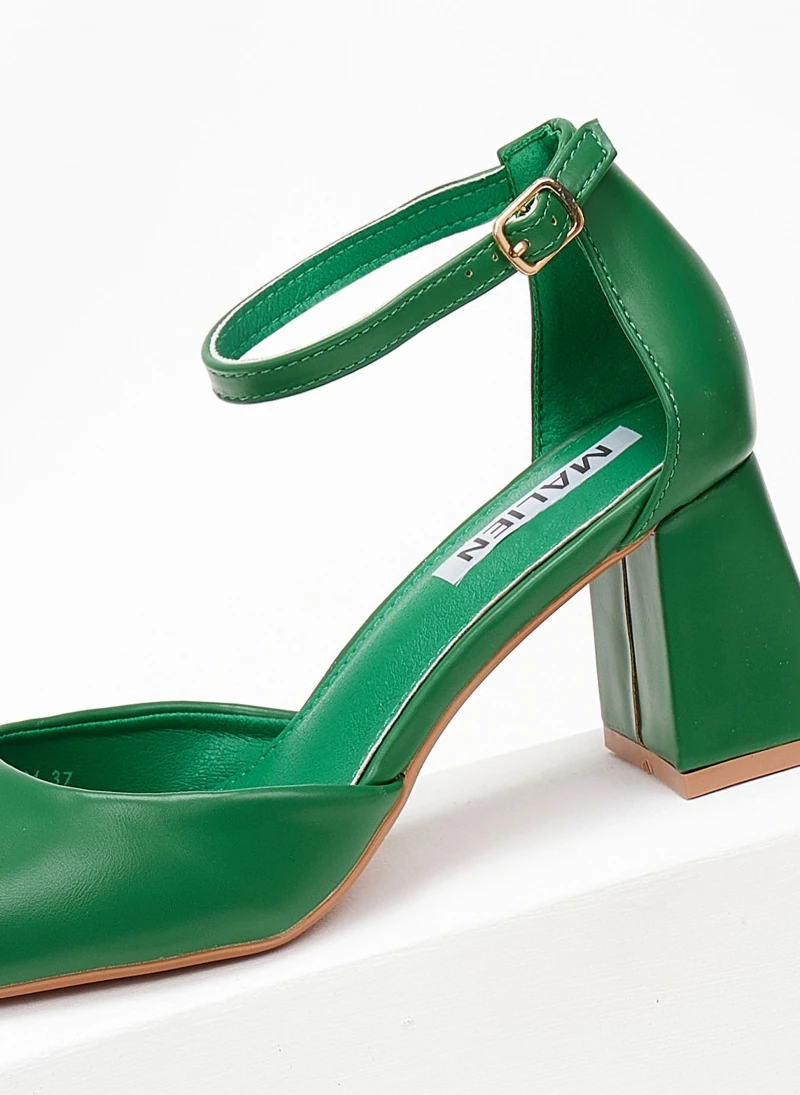 Γόβες μυτερές με μπαρέτα - Πράσινο The Fashion Project Γόβες μυτερές με μπαρέτα - Πράσινο -The Fashion Project Κατάστημα goves muteres me mpareta 107159 2gcv