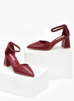 The Fashion Project Γόβες μυτερές με μπαρέτα - Μπορντό -The Fashion Project Κατάστημα goves muteres me mpareta 107161 1ose