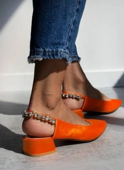 The Fashion Project Γόβες μυτερές σατέν με πέτρες - Πορτοκαλί -The Fashion Project Κατάστημα goves muteres saten me petres 99899 90ah