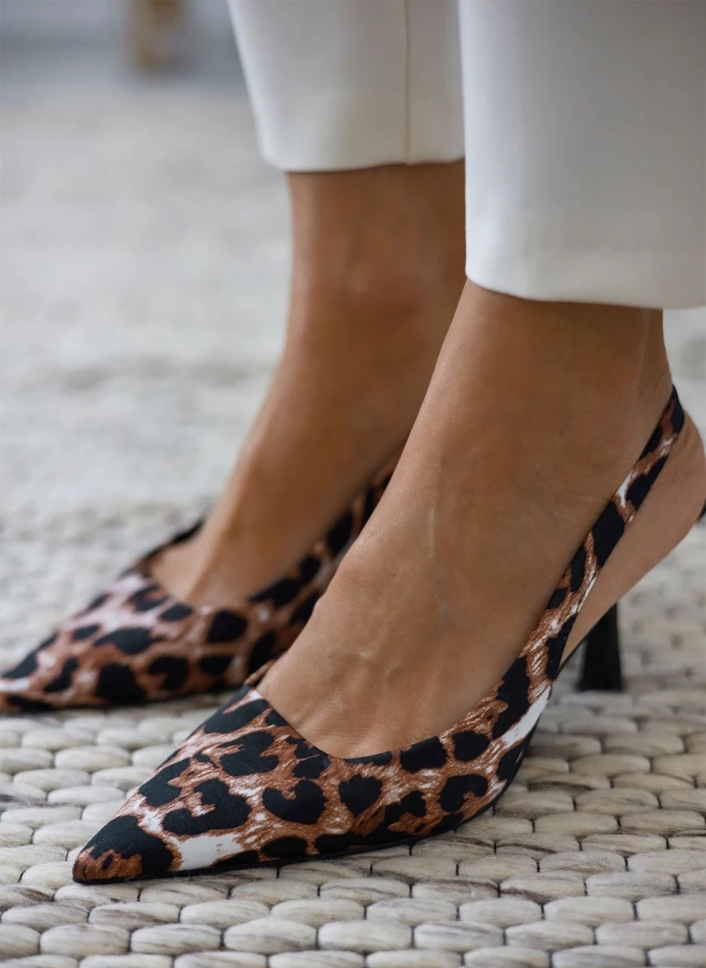 Γόβες σατέν μυτερές με print - Leopard The Fashion Project Γόβες σατέν μυτερές με Print - Leopard -The Fashion Project Κατάστημα goves saten muteres me print 110859 8ftk