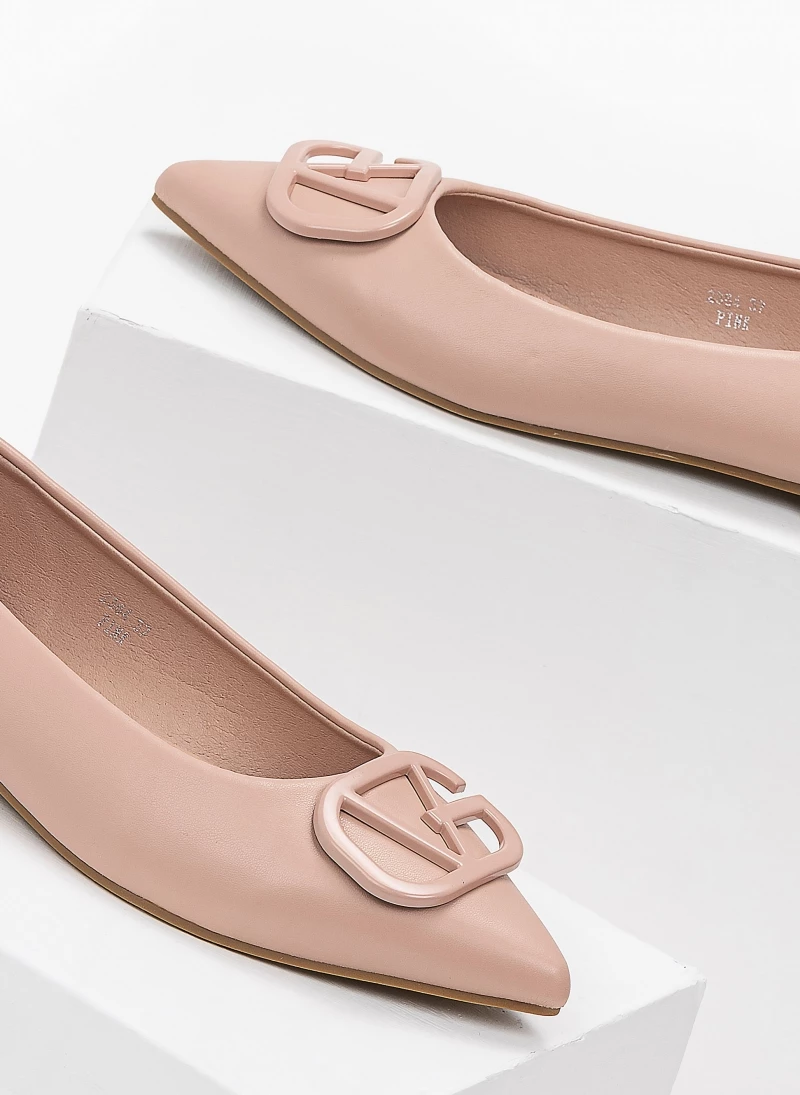 Μπαλαρίνες μυτερές με ματ διακοσμητικό - Ροζ The Fashion Project Μπαλαρίνες μυτερές με ματ διακοσμητικό - Ροζ -The Fashion Project Κατάστημα isies muteres goves me mat diakosmitiko 98936 jdwo