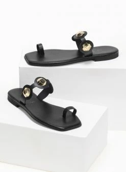 Σανδάλια δερμάτινα με πολύγωνο μεταλλικό στοιχείο Iris - Μαύρο