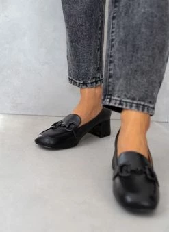 The Fashion Project Loafers με αγκράφα στο ίδιο χρώμα - Μαύρο -The Fashion Project Κατάστημα loafers me agkrafa sto idio xrwma 108833 yk81