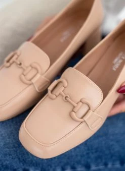 The Fashion Project Loafers με αγκράφα στο ίδιο χρώμα - Μπεζ -The Fashion Project Κατάστημα loafers me agkrafa sto idio xrwma 108834 8u8v