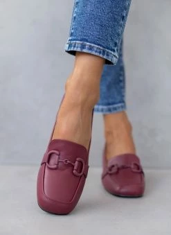 The Fashion Project Loafers με αγκράφα στο ίδιο χρώμα - Μπορντό -The Fashion Project Κατάστημα loafers me agkrafa sto idio xrwma 108835 3w1a