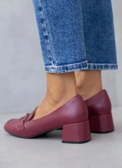 The Fashion Project Loafers με αγκράφα στο ίδιο χρώμα - Μπορντό -The Fashion Project Κατάστημα loafers me agkrafa sto idio xrwma 108835 nsk7