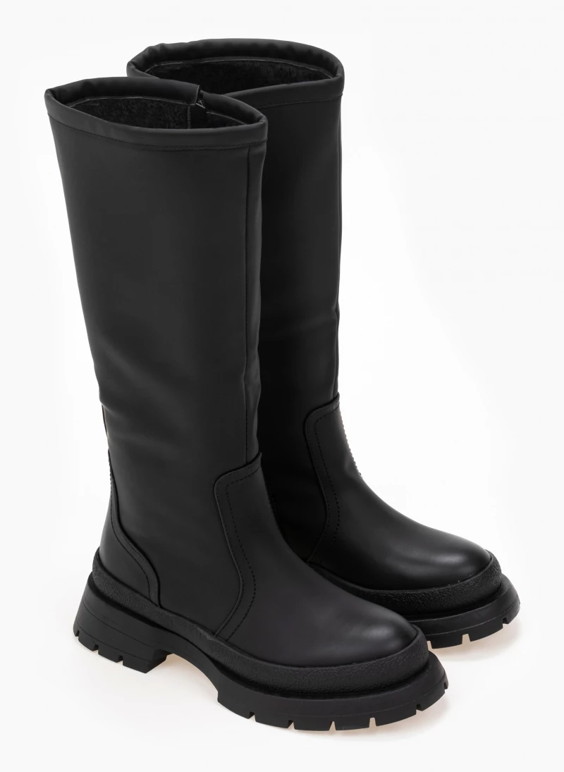 Μπότες chunky σε ματ χρώματα - Μαύρο The Fashion Project Μπότες Chunky σε ματ χρώματα - Μαύρο -The Fashion Project Κατάστημα mat isies mpotes me idiaiteri sola 97579 40bj