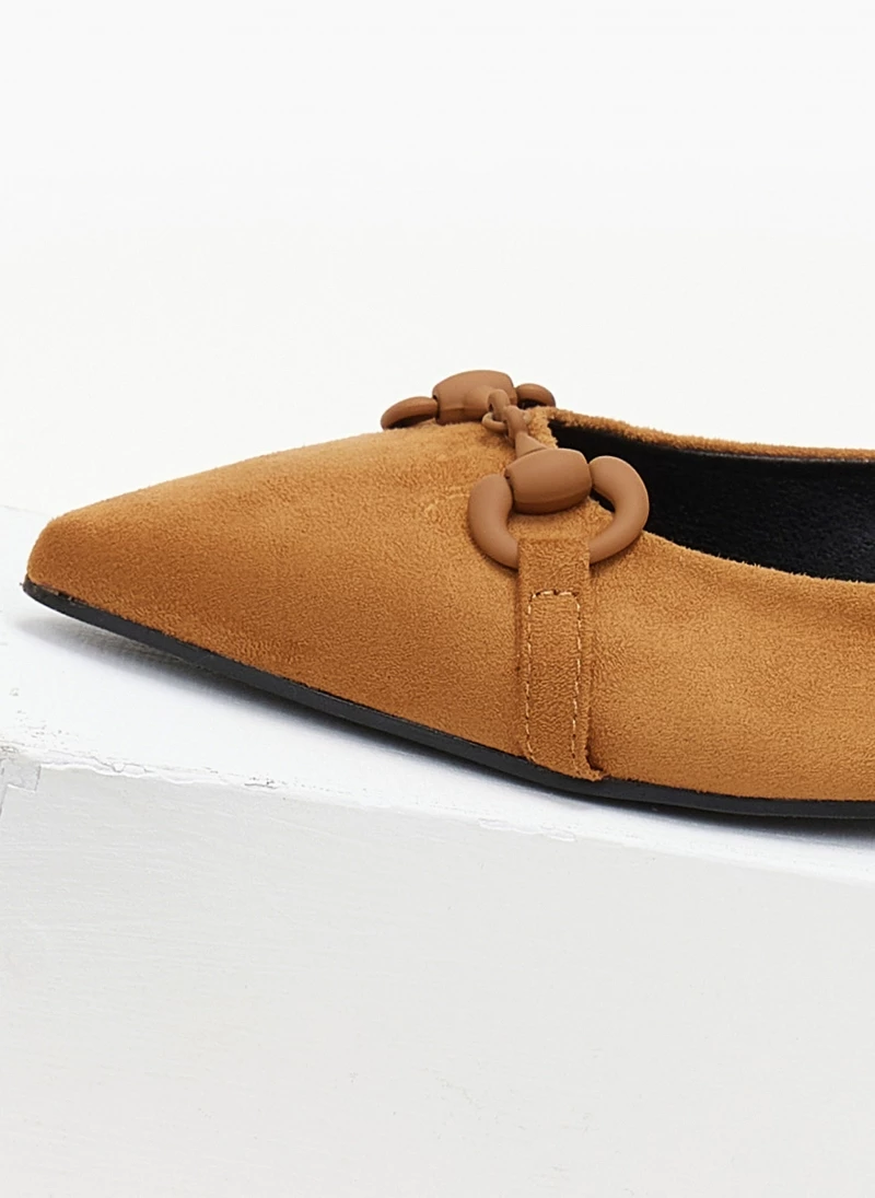 Μπαλαρίνες μυτερές με σχέδιο - Κάμελ The Fashion Project Μπαλαρίνες μυτερές με σχέδιο - Κάμελ -The Fashion Project Κατάστημα mpalarines muteres me sxedio 106632 jkkz