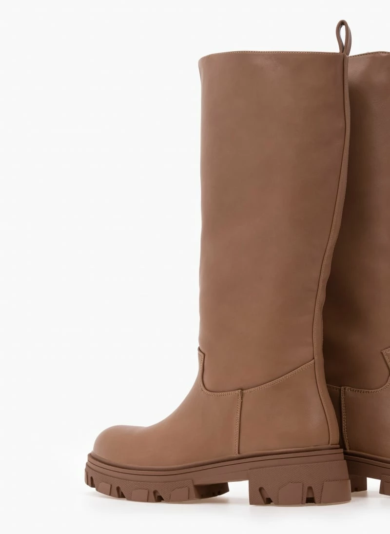 Μπότες chunky χωρίς φερμουάρ - Πούρο The Fashion Project Μπότες Chunky χωρίς φερμουάρ - Πούρο -The Fashion Project Κατάστημα mpotes chynky xwris fermouar 98346 8bbi