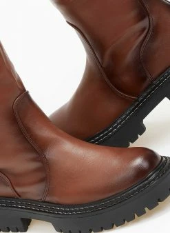 The Fashion Project Μπότες με λάστιχο στα πλάι - Καφέ -The Fashion Project Κατάστημα mpotes flat me elastiko tmima 109446 camz