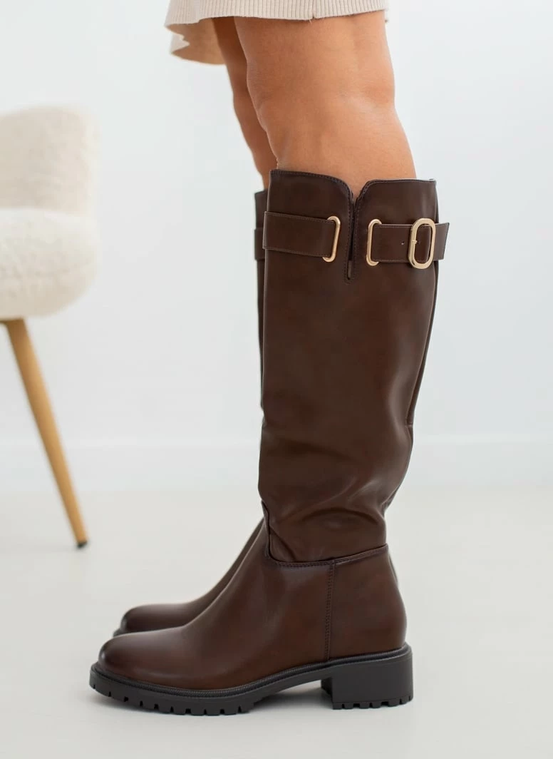 Μπότες φλατ με ζωνάκι - Καφέ The Fashion Project Μπότες φλατ με ζωνάκι - Καφέ -The Fashion Project Κατάστημα mpotes flat me zwnaki 108886