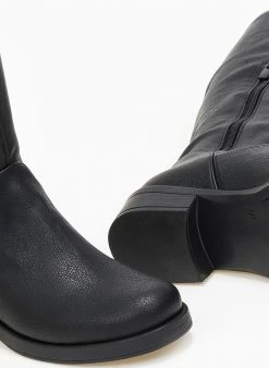 The Fashion Project Μπότες φλατ σε στρογγυλή γραμμή - Μαύρο -The Fashion Project Κατάστημα mpotes flat se strogguli grammi 108948 t218