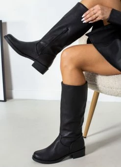 The Fashion Project Μπότες φλατ σε στρογγυλή γραμμή - Μαύρο -The Fashion Project Κατάστημα mpotes flat se strogguli grammi 108948 zkek