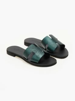 Σανδάλια δερμάτινα με ανάγλυφο Pattern Estil - Κυπαρισσί 4 Σανδάλια δερμάτινα με ανάγλυφο Pattern Estil - Κυπαρισσί -The Fashion Project Κατάστημα sandalia dermatina estil me anaglufo pattern 105377 iek2