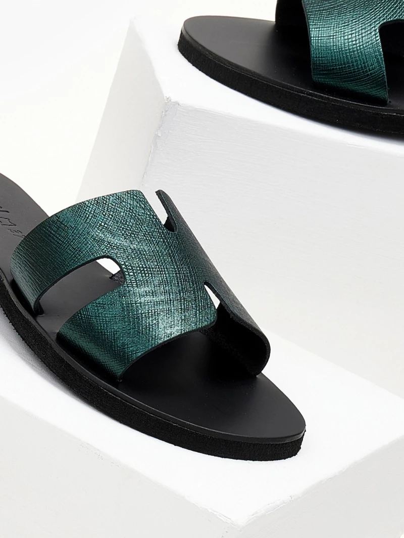Σανδάλια δερμάτινα με ανάγλυφο pattern estil - Κυπαρισσί Σανδάλια δερμάτινα με ανάγλυφο Pattern Estil - Κυπαρισσί -The Fashion Project Κατάστημα sandalia dermatina estil me anaglufo pattern 105377 ukhk