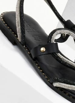 Σανδάλια δερμάτινα με διπλή σειρά στρας Estil - Μαύρο 4 Σανδάλια δερμάτινα με διπλή σειρά στρας Estil - Μαύρο -The Fashion Project Κατάστημα sandalia dermatina estil me dipli seira strass 105177 kkin