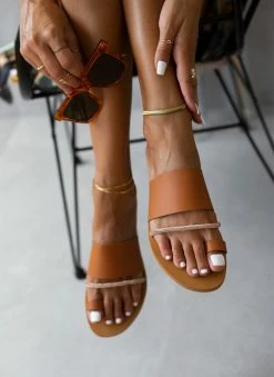 Σανδάλια δερμάτινα με φαρδιά φάσα Estil - Ταμπά 5 Σανδάλια δερμάτινα με φαρδιά φάσα Estil - Ταμπά -The Fashion Project Κατάστημα sandalia dermatina estil me fardia fasa 105724 9khf