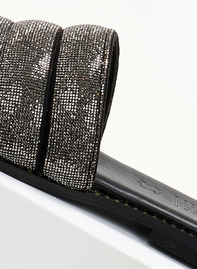 Σανδάλια δερμάτινα με στρας φάσα estil - Μαύρο Σανδάλια δερμάτινα με στρας φάσα Estil - Μαύρο -The Fashion Project Κατάστημα sandalia dermatina estil me strass fasa 105032 v795