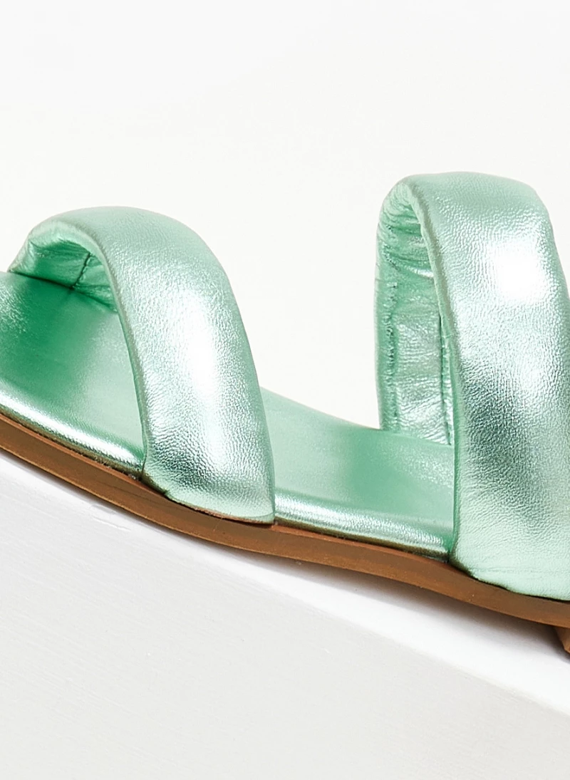 Σανδάλια δερμάτινα μεταλλιζέ estil - Πράσινο Σανδάλια δερμάτινα μεταλλιζέ Estil - Πράσινο -The Fashion Project Κατάστημα sandalia dermatina estil metallize 105878 1klp