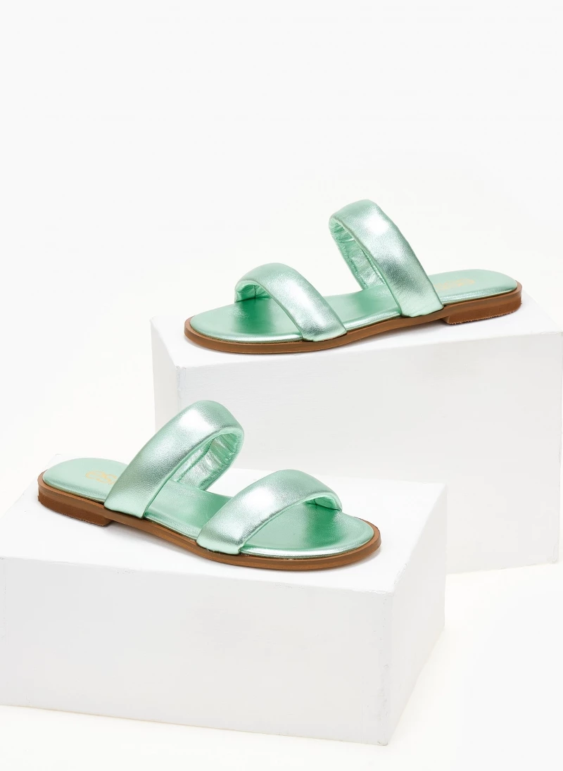Σανδάλια δερμάτινα μεταλλιζέ estil - Πράσινο Σανδάλια δερμάτινα μεταλλιζέ Estil - Πράσινο -The Fashion Project Κατάστημα sandalia dermatina estil metallize 105878 t2ki
