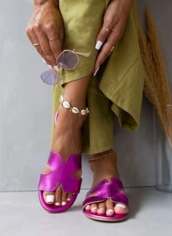 Σανδάλια δερμάτινα σε μεταλλικά χρώματα Estil - Φούξια -The Fashion Project Κατάστημα sandalia dermatina estil se metallika xrwmata 105949 9h3l